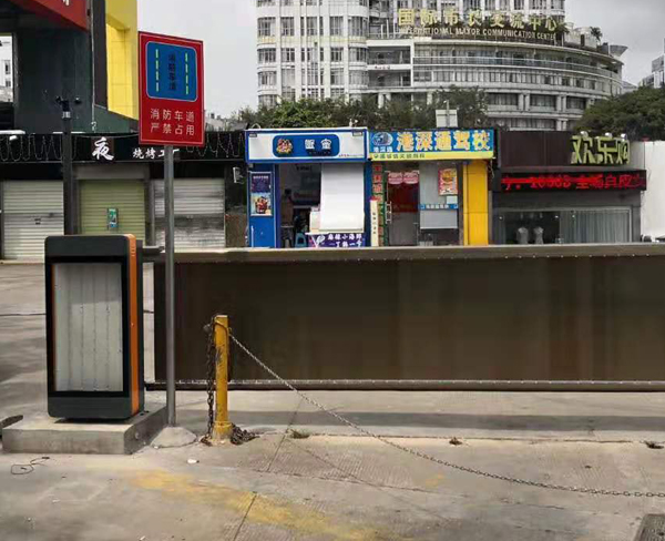 聊城车库广告道闸
